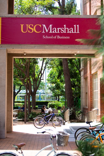 A sunny day at USC Marshall